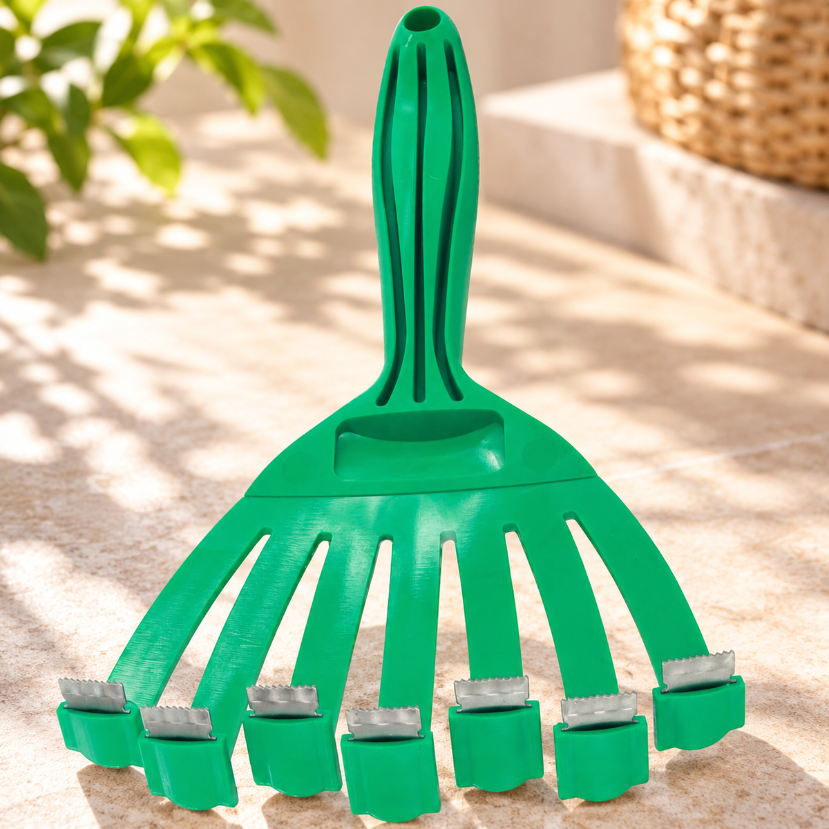 Gentle Deshedding GroomRake